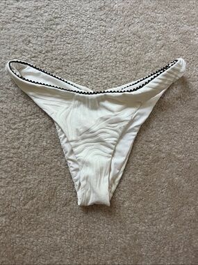 Dippin daisy medium White Bikini Bottom with Textured Wave Pattern